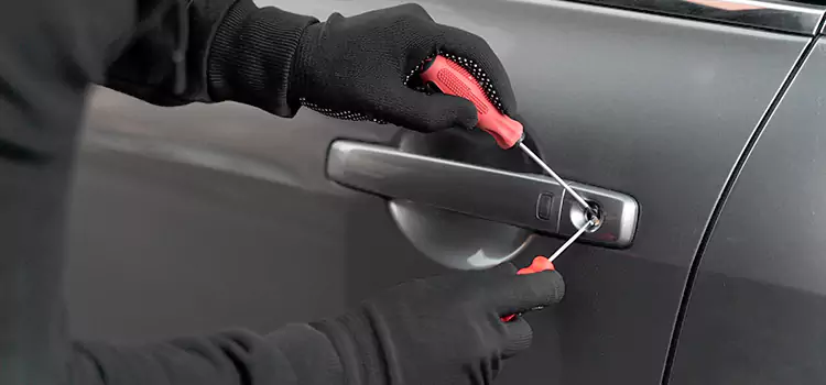 Locked Out of Car Help North Bay Shore