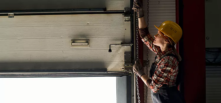 Addressing Common Garage Door Stoppage Issues in North Bay Shore, NY